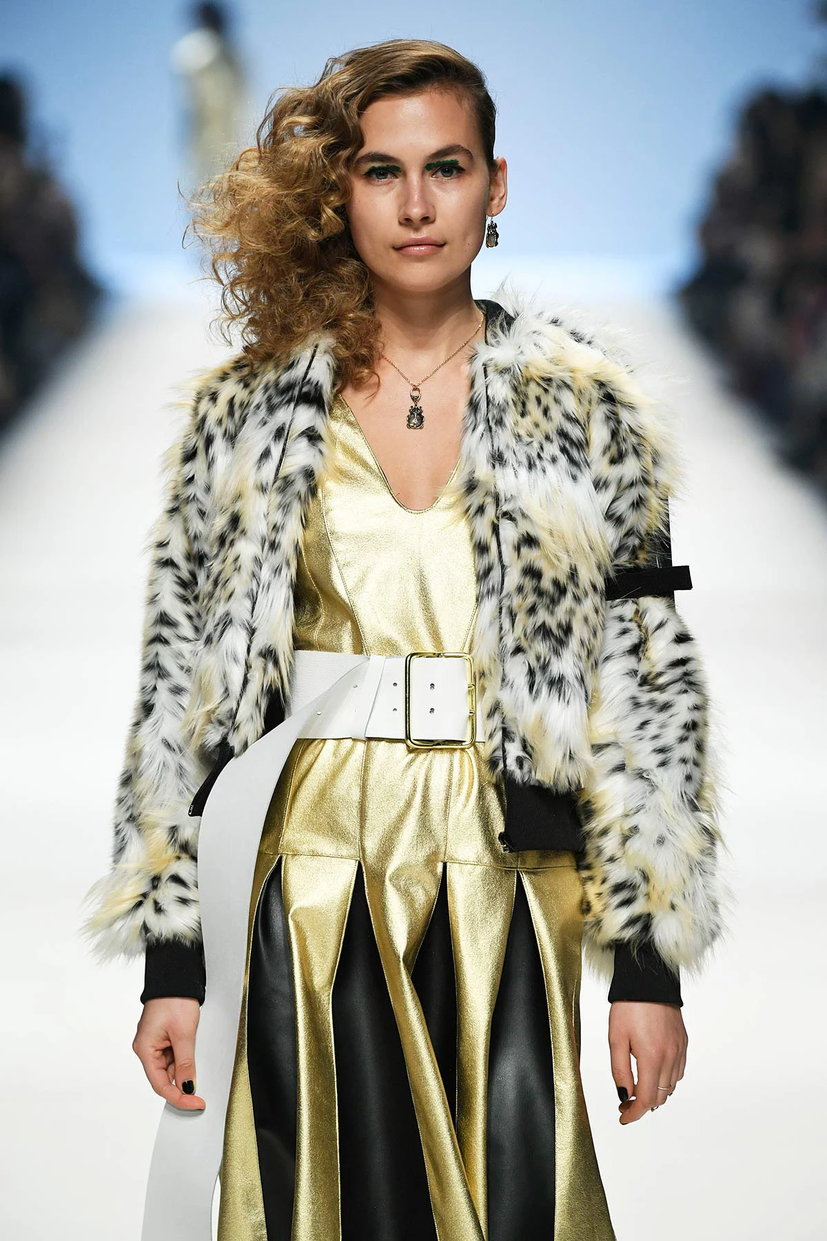 La Blonde Blog Rebekka Ruetz Runway