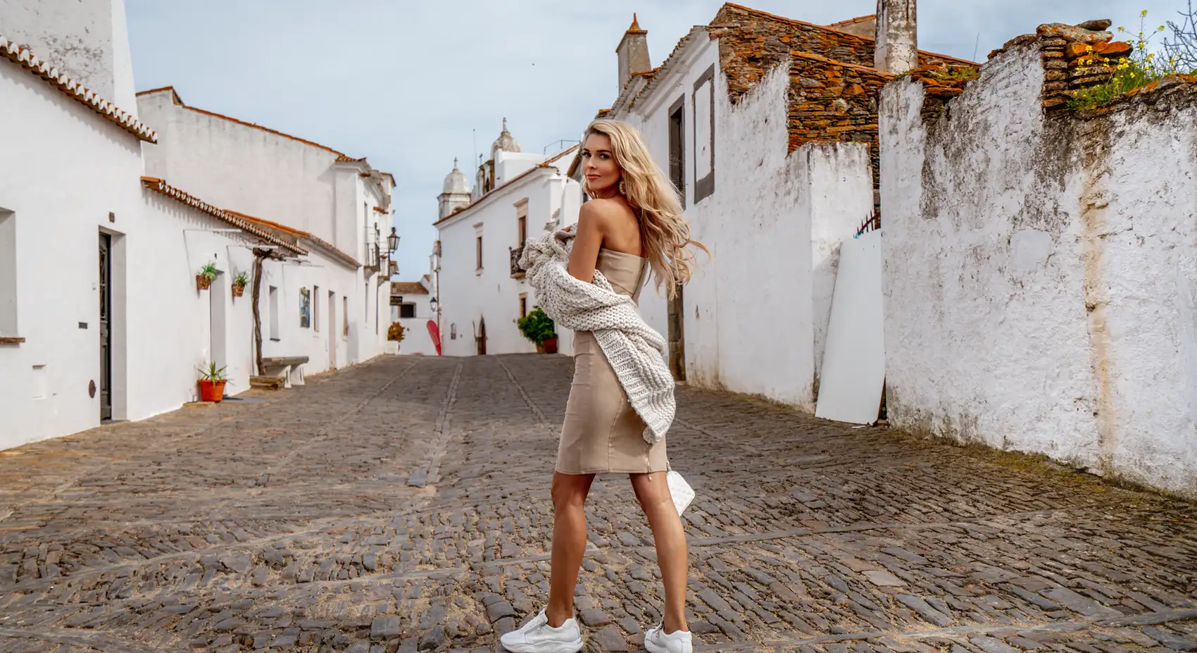 Travel tips Portugal Alentejo Monsaraz La Blonde travel blog